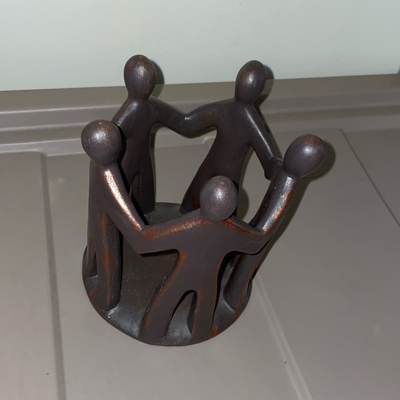 Circle of Friends Table Center Piece - Picture 3 of 3